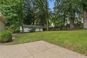 2918 N Hills Dr NE, Atlanta, GA 30305 - Photo 35