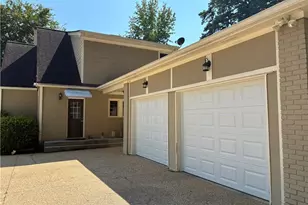 2918 N Hills Dr NE, Atlanta, GA 30305 - Photo 25