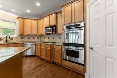 6750 Scottsfield Trace, Cumming, GA 30028 - Photo 15