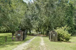 215 Wessmanor Dr, Bowdon, GA 30108 - Photo 3