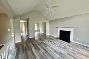 528 Harvick Cir, Stockbridge, GA 30281 - Photo 3