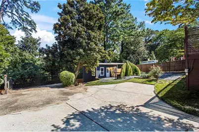 2695 Sharondale Drive NE, Atlanta, GA 30305 - Photo 45