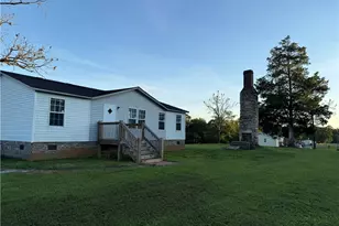 3949 Hwy 254 Rd, Cleveland, GA 30528 - Photo 1