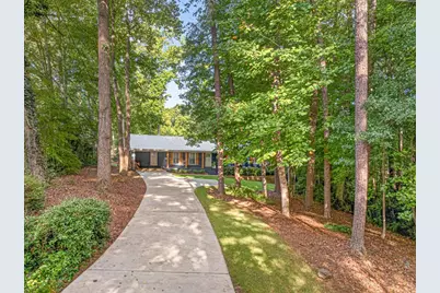 327 Dickson Drive, Jefferson, GA 30549 - Photo 9