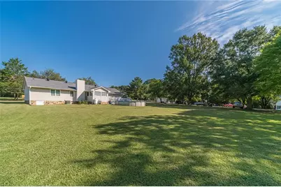 3520 Camelot Court, Loganville, GA 30052 - Photo 25