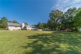 3520 Camelot Ct, Loganville, GA 30052 - Photo 25