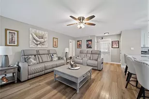 3520 Camelot Ct, Loganville, GA 30052 - Photo 5