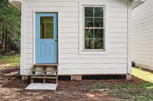 135 Dixie Ln, Covington, GA 30014 - Photo 9