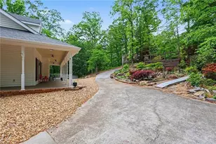 5735 E Ridge Dr, Douglasville, GA 30135 - Photo 11