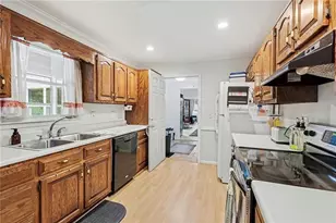 5735 E Ridge Dr, Douglasville, GA 30135 - Photo 5