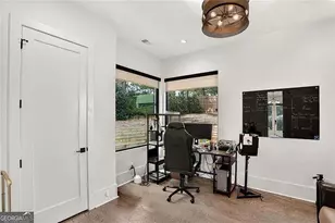 1192 Bernadette Ln NE, Atlanta, GA 30329 - Photo 19