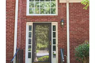 3885 Waterford Dr, Suwanee, GA 30024 - Photo 3