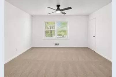 1010 Sexton Drive #10, Stone Mountain, GA 30083 - Photo 11