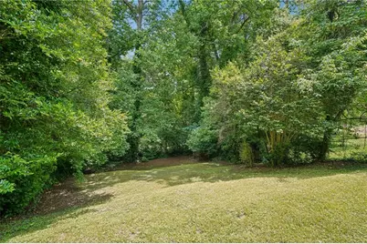 655 Albert Street NW, Atlanta, GA 30318 - Photo 19