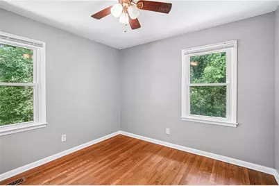 655 Albert Street NW, Atlanta, GA 30318 - Photo 13