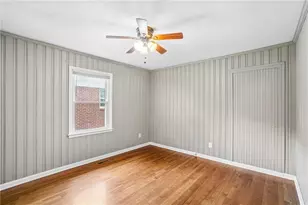 655 Albert St NW, Atlanta, GA 30318 - Photo 11