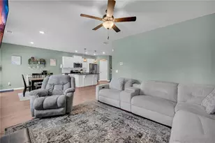 664 Lakehaven Ln, Loganville, GA 30052 - Photo 19