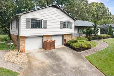 2954 Carolyn Street, Marietta, GA 30062 - Photo 3