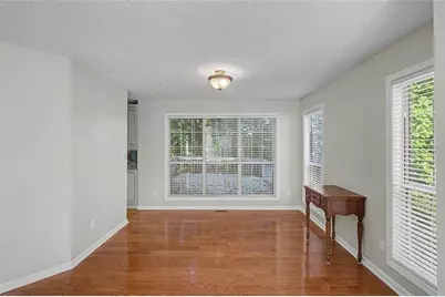 1011 Braelin Court, Woodstock, GA 30189 - Photo 5