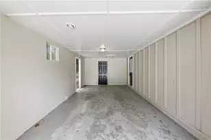 3570 Hogan Rd SW, Atlanta, GA 30331 - Photo 29