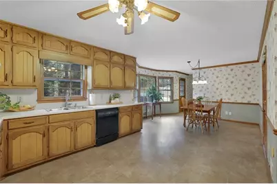 3856 Cynthia Way SW, Lilburn, GA 30047 - Photo 9