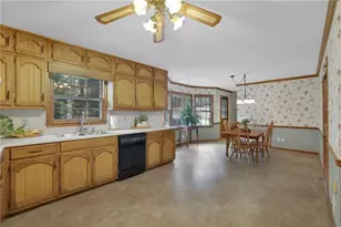 3856 Cynthia Way SW, Lilburn, GA 30047 - Photo 9