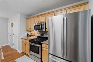 954 Wandering Vine Dr SE, Mableton, GA 30126 - Photo 9