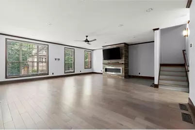 5583 Julian Place, Atlanta, GA 30342 - Photo 13