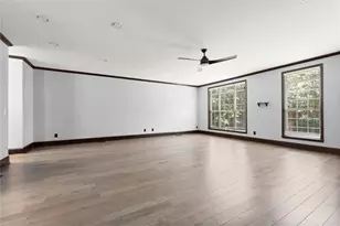 5583 Julian Pl, Atlanta, GA 30342 - Photo 15