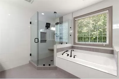 5583 Julian Place, Atlanta, GA 30342 - Photo 21