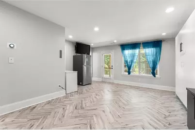 5583 Julian Place, Atlanta, GA 30342 - Photo 5
