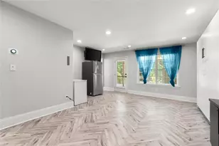 5583 Julian Pl, Atlanta, GA 30342 - Photo 5