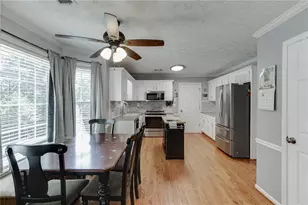 3220 Plantation Run Dr, Loganville, GA 30052 - Photo 7