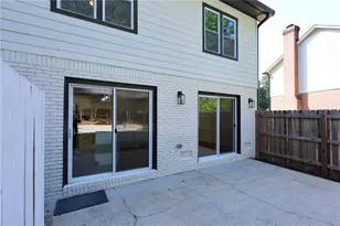 150 Hunters Cove, Roswell, GA 30076 - Photo 3