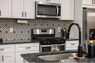 2008 Neely, Atlanta, GA 30344 - Photo 11