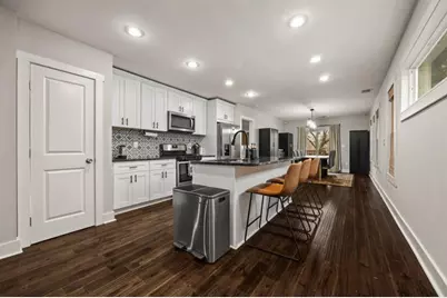 2008 Neely, Atlanta, GA 30344 - Photo 9