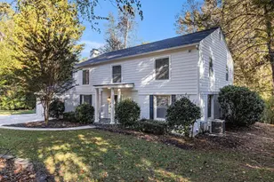 3695 Fox Hills Dr SE, Marietta, GA 30067 - Photo 3