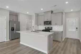 1402 Vayda Ct, Marietta, GA 30066 - Photo 5