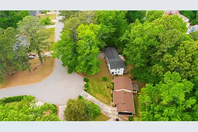 1953 Copperfield Circle, Decatur, GA 30035 - Photo 3