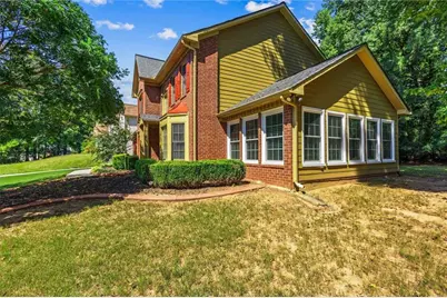315 Bordeaux Ct #1336123334, Atlanta, GA 30331 - Photo 3