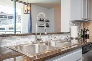 3040 Peachtree Rd NW, Atlanta, GA 30305 - Photo 3