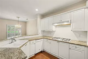 5004 Lexington Dr, Roswell, GA 30075 - Photo 9