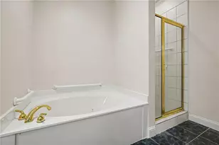 5004 Lexington Dr, Roswell, GA 30075 - Photo 15