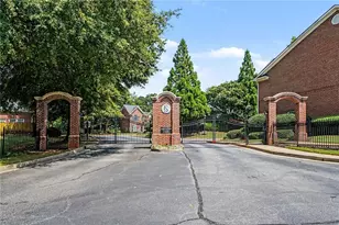 5004 Lexington Dr, Roswell, GA 30075 - Photo 29