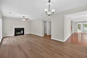 12110 Greenmont Walk, Alpharetta, GA 30009 - Photo 11