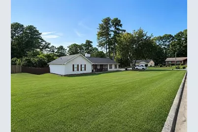 808 Darlington Drive, Jonesboro, GA 30238 - Photo 3