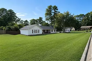 808 Darlington Dr, Jonesboro, GA 30238 - Photo 3