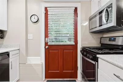 826 Mentelle Drive NE, Atlanta, GA 30308 - Photo 3
