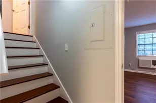 2424 Rhine Ct, Lawrenceville, GA 30043 - Photo 15