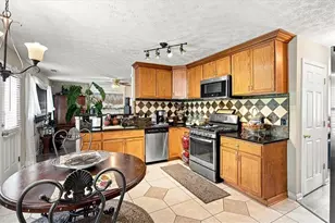 3805 Cumbrian Ln, Lithonia, GA 30038 - Photo 13